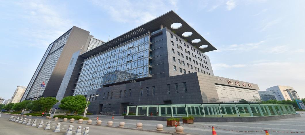 公司承建的浙江溫州電信大樓工程榮獲兩項(xiàng)（土建、安裝）中國(guó)建設(shè)工程魯班獎(jiǎng)